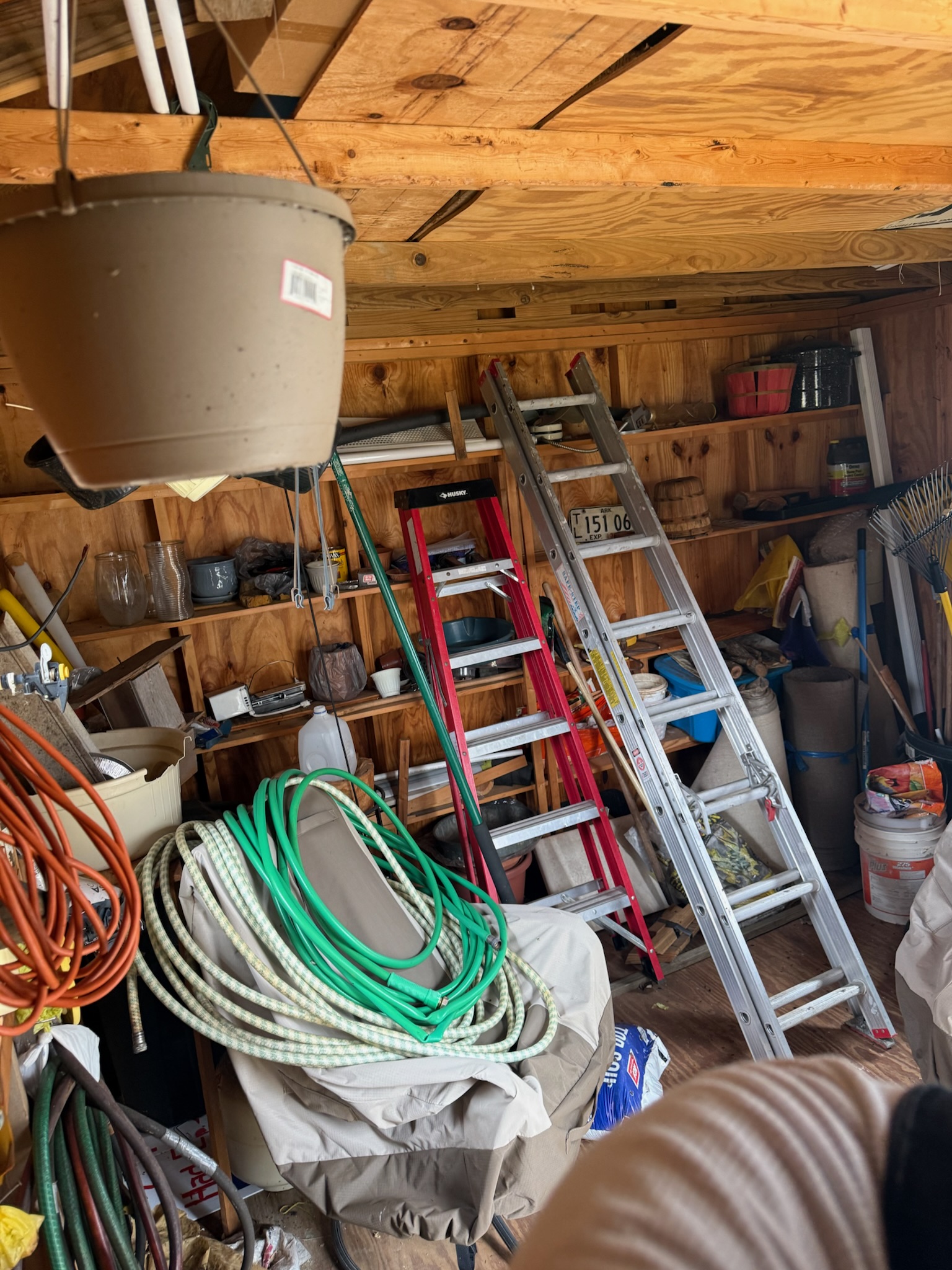 Large item cleanup after hauling